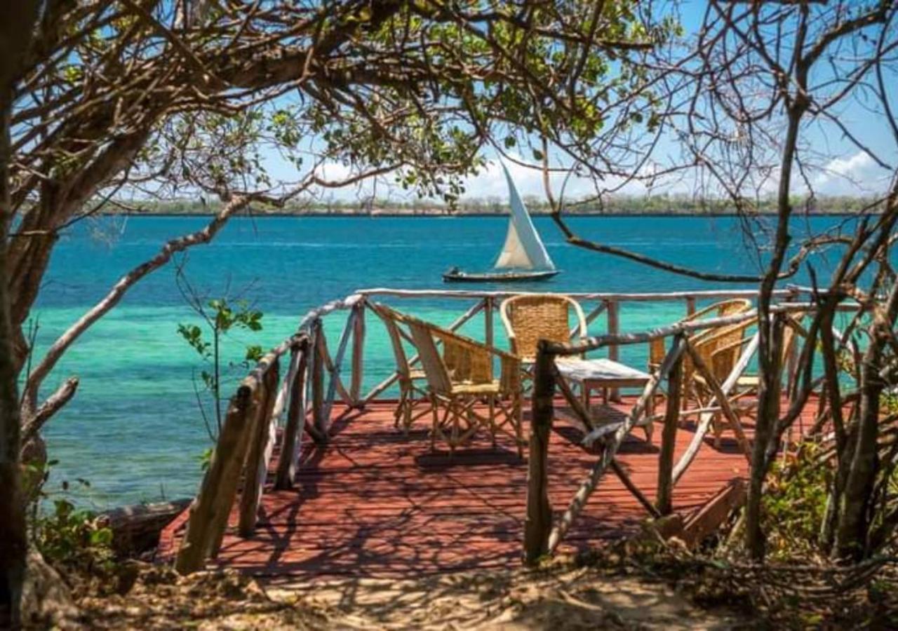 Firefly Eco Retreat Villa Shimoni Екстериор снимка