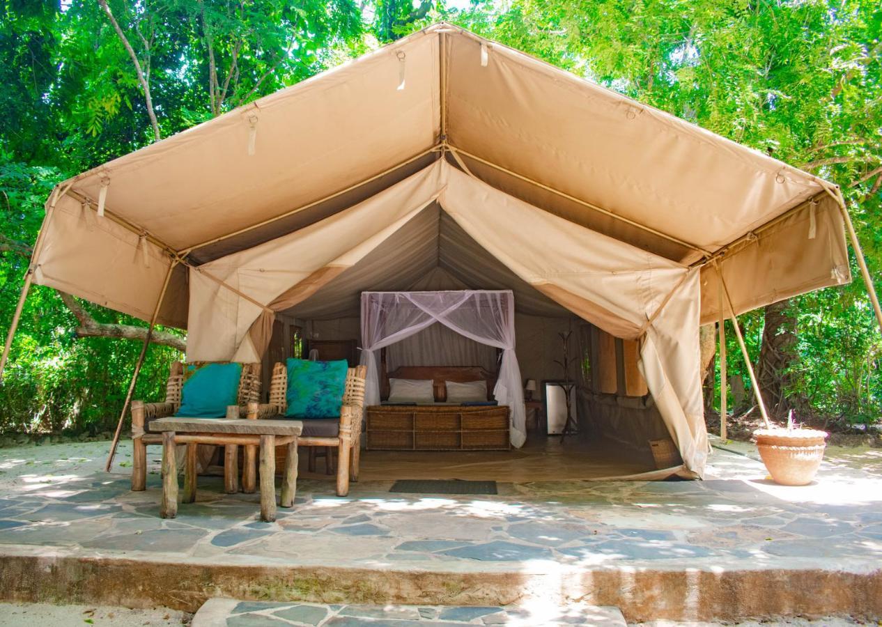 Firefly Eco Retreat Villa Shimoni Екстериор снимка