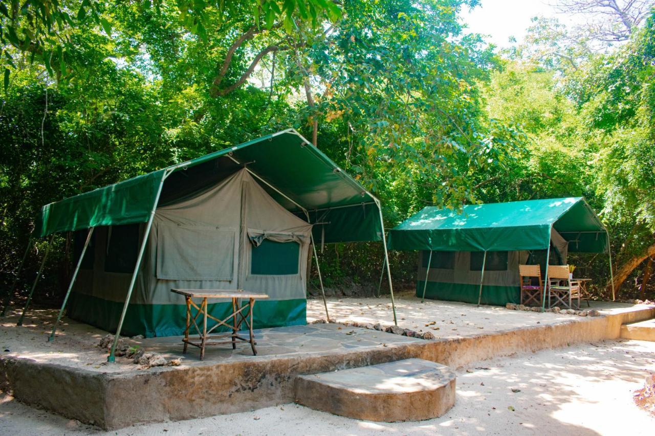 Firefly Eco Retreat Villa Shimoni Екстериор снимка