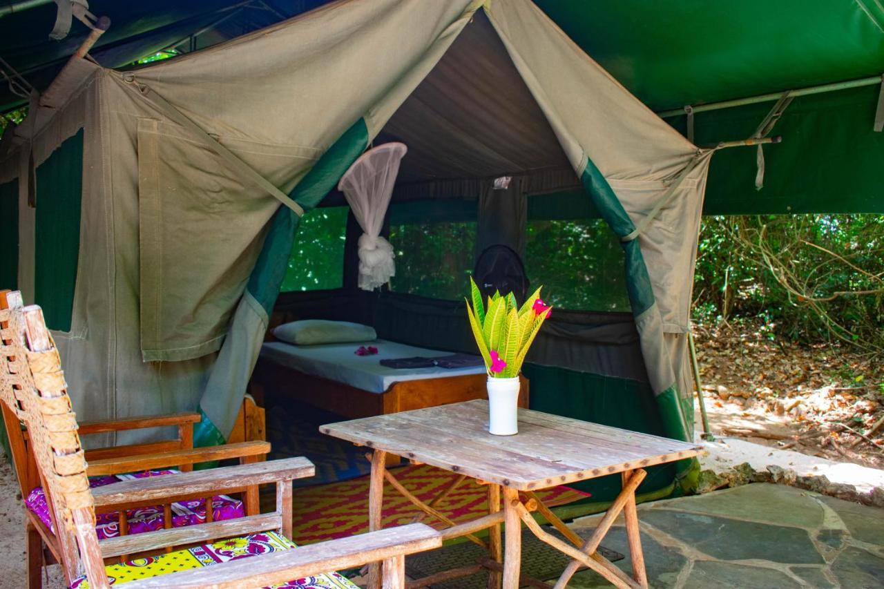 Firefly Eco Retreat Villa Shimoni Екстериор снимка