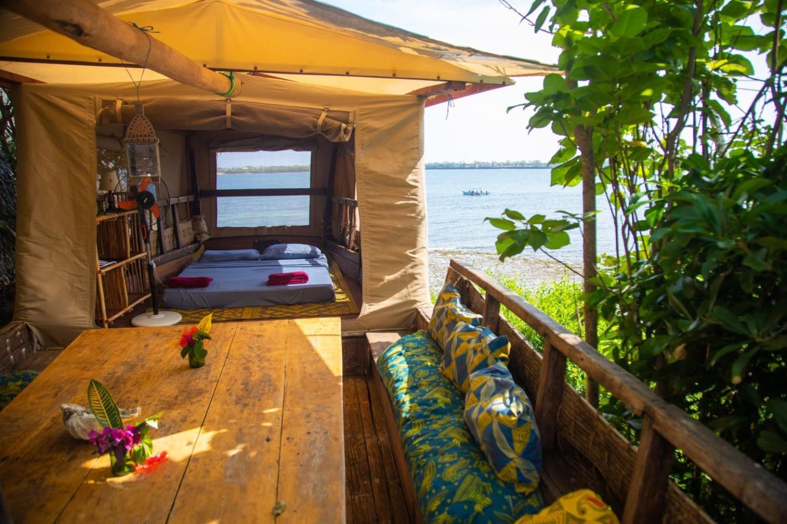 Firefly Eco Retreat Villa Shimoni Екстериор снимка