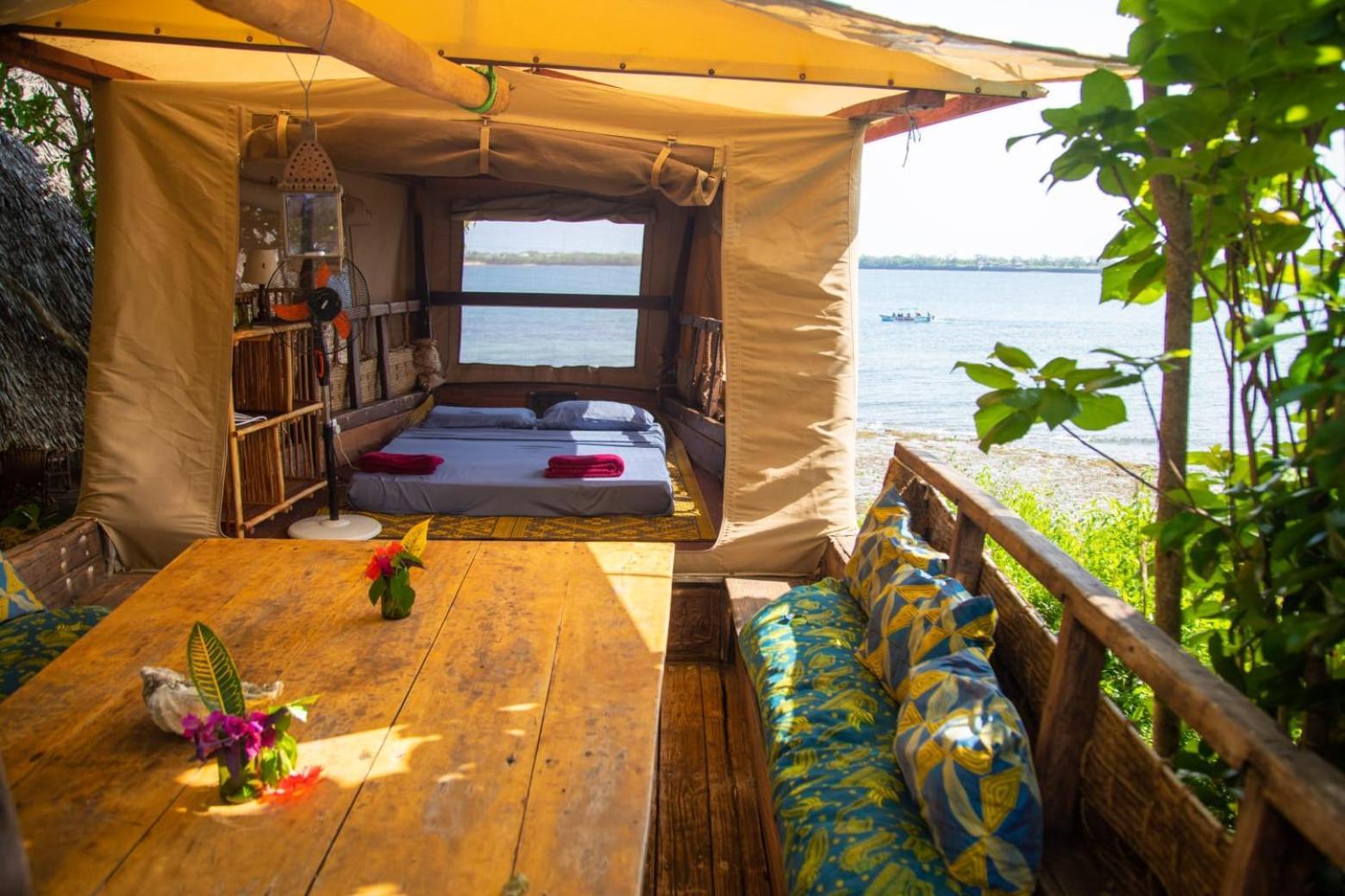 Firefly Eco Retreat Villa Shimoni Екстериор снимка