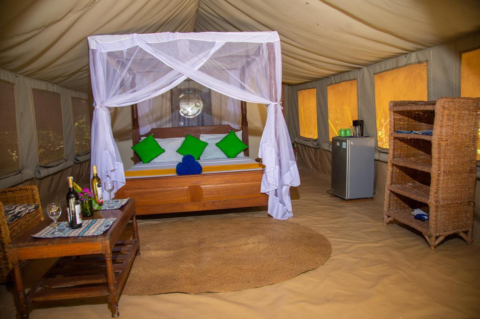 Firefly Eco Retreat Villa Shimoni Екстериор снимка